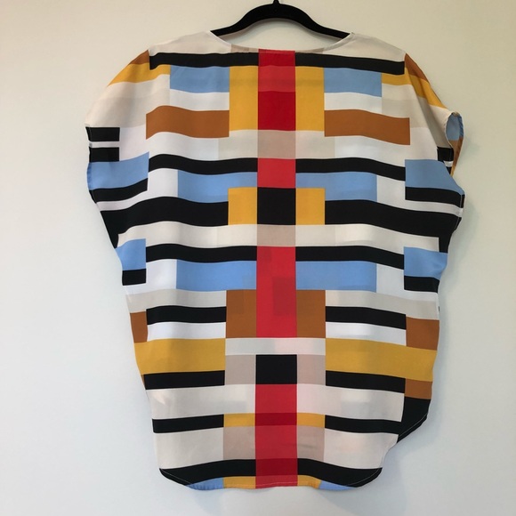 Color Block Blouse - Picture 2 of 6
